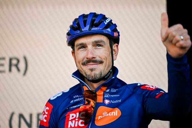Sport Themen der Woche KW09 Sport Bilder des Tages Kuurne - Brussel - Kuurne 2025 cycling race KUURNE, BELGIUM - MARCH 02 : Degenkolb John (GER) of Team Picnic PostNL on stage before the start of the race during the Men Elite UCI 1.Pro 77th Kuurne - Brussel - Kuurne cycling race of 203 kms with start in Kortrijk and finish in Kuurne on March 02, 2025 in Kuurne, Belgium, 02 03 2025 Kuurne Belgium  Copyright: xNicoxVereeckenx