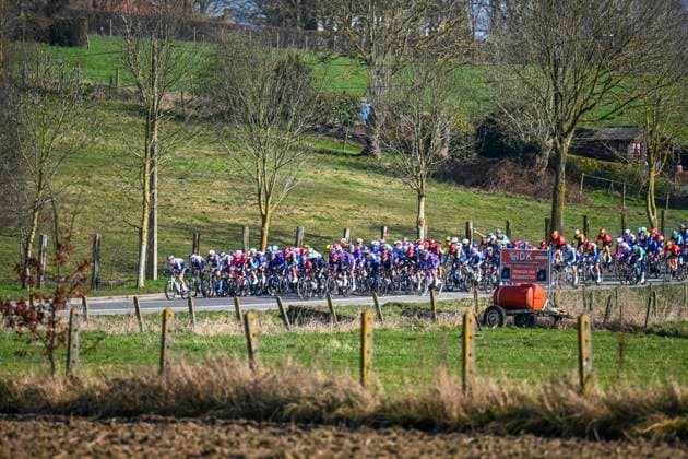 Kuurne - Brussel - Kuurne 2025 cycling race KUURNE, BELGIUM - MARCH 02 : Illustration picture of the peloton during the Men Elite UCI 1.Pro 77th Kuurne - Brussel - Kuurne cycling race of 203 kms with start in Kortrijk and finish in Kuurne on March 02, 2025 in Kuurne, Belgium, 02 03 2025 ( Motordriver Kenny Verfaillie & Kuurne Belgium  Copyright: xTomasxSiskx