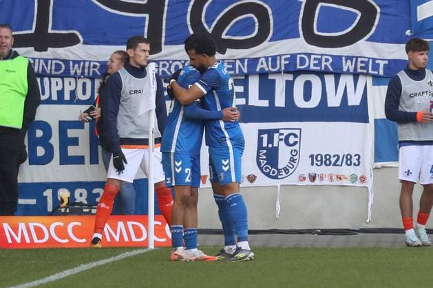 02 03 2025, xgox, Fußball 2 Bundesliga, 1 FC Magdeburg SV Darmstadt 98 emspor, v l Xavier Amaechi Magdeburg, 20 Jubel, Torjubel, jubelt ueber das Tor, celebrate the goal, celebration DFL DFB REGULATIONS PROHIBIT ANY USE OF PHOTOGRAPHS as IMAGE SEQUENCES and or QUASI VIDEO Magdeburg