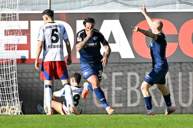 Paderborn, Home Deluxe Arena, 02 03 25, GER, Herren, 2 Bundesliga, Saison 2024 2025, SC Paderborn 07 Hamburger SV Bild Adriano GRIMALDI Paderborn jubilates after his goal for 2 0 DFL regulations prohibit any use of photographs as image sequences and or quasi video NRW Germany