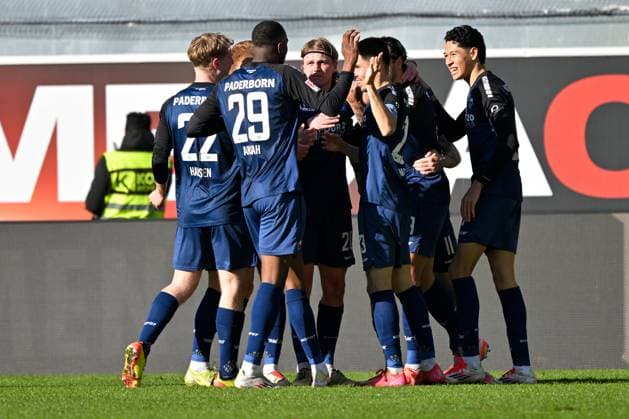 Paderborn, Home Deluxe Arena, 02 03 25, GER, Herren, 2 Bundesliga, Saison 2024 2025, SC Paderborn 07 Hamburger SV Bild Adriano GRIMALDI Paderborn jubilates after his goal for 2 0 DFL regulations prohibit any use of photographs as image sequences and or quasi video NRW Germany