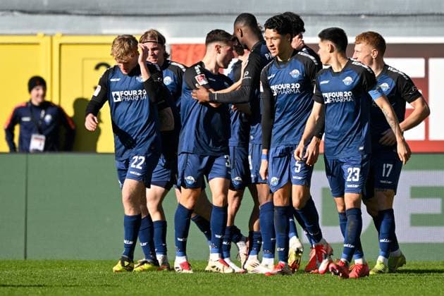 Paderborn, Home Deluxe Arena, 02 03 25, GER, Herren, 2 Bundesliga, Saison 2024 2025, SC Paderborn 07 Hamburger SV Bild Adriano GRIMALDI Paderborn jubilates after his goal for 2 0 DFL regulations prohibit any use of photographs as image sequences and or quasi video NRW Germany