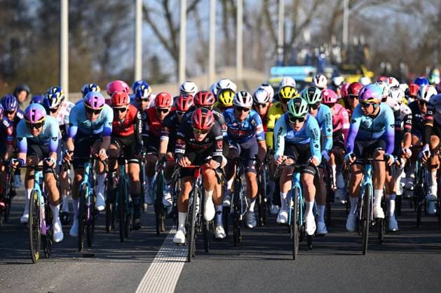 Kuurne - Brussel - Kuurne 2025 cycling race KUURNE, BELGIUM - MARCH 02 : Illustration picture of the peloton during the Men Elite UCI 1.Pro 77th Kuurne - Brussel - Kuurne cycling race of 203 kms with start in Kortrijk and finish in Kuurne on March 02, 2025 in Kuurne, Belgium, 02 03 2025 ( Motordriver Kenny Verfaillie & Kuurne Belgium  Copyright: xTomasxSiskx