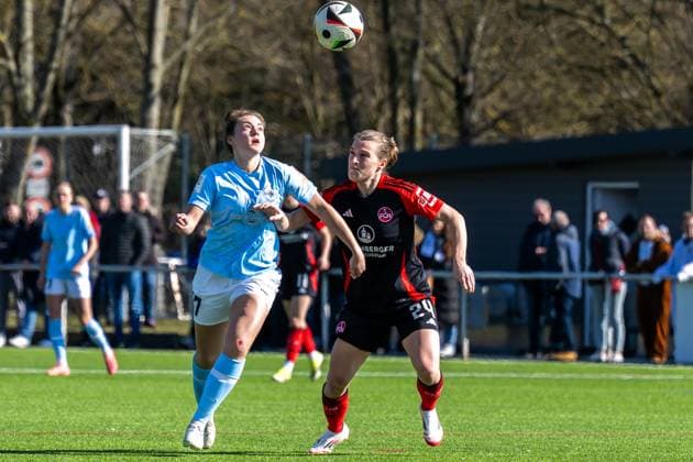 02 03 2025, Football, 2 Womens Bundesliga, 2024 2025, SG 99 Andernach 1 FC Nuremberg Leonie Wäschenbach 17 Andernach and Nastassja Lein 24 Nuremberg in the head around the ball Mendig Junglas Baumaschinen Stadion Rheinland Pfalz Germany