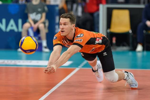 Johannes Tille No. 6, set play, BERLIN RECYCLING Volleys DVV Cup Final 2025 Men, Manheim on 02 03 2025 Copyright: xBEAUTIFULxSPORTS PeterxWeberx