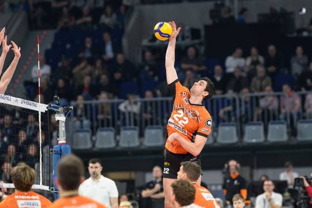 Jake Hanes No 22, Diagonal, BERLIN RECYCLING Volleys DVV Cup Final 2025 Men, Manheim on 02 03 2025 Copyright: xBEAUTIFULxSPORTS PeterxWeberx