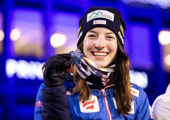NORDIC SKIING - FIS Nordic WC Trondheim 2025 TRONDHEIM,NORWAY,02.MAR.25 - NORDIC SKIING, NORDIC COMBINED, CROSS COUNTRY - FIS Nordic World Ski Championships, 5km individual, Gundersen, normal hill, ladies, medal plaza, award ceremony. Image shows Lisa Hirner (AUT). Keywords: medal. GEPAxpictures xHaraldxSteiner