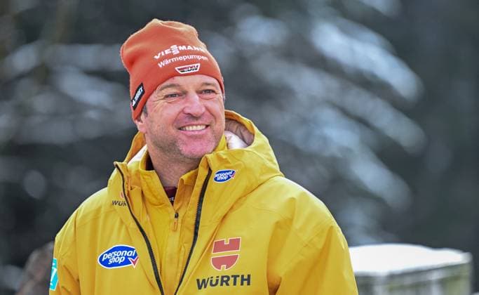 01.03.2025 FIS INTER -Continental Cup Ski jumping, Skispringen, Ski, nordisch Women und Men Werner Schuster ( TRAINER ) Aktion *** 01 03 2025 FIS INTER Continental Cup Ski Jumping Women and Men Werner Schuster TRAINER Action