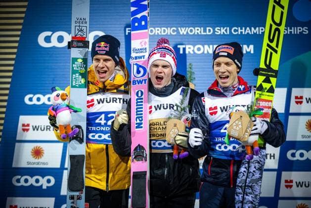 RECORD DATE NOT STATED 2.03.2025 MISTRZOSTWA SWIATA W NARCIARSTWIE KLASYCZNYM TRONDHEIM 2025 SKOKI NARCIARSKIE MEZCZYZN FIS NORDIC WORLD SKI CHAMPIONSHIPS Ski jumping, Skispringen, Ski, nordisch MEN N Z MARIUS LINDVIK ANDREAS WELLINGER JAN HOERL FOT. JULIA PIATKOWSKA NEWSPIX.PL --- newspix.pl 