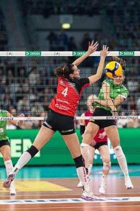 Nathalie Lemmens Dresdner SC 4 misses the DVV Cup Final 2025 block in the SAP Arena, Mannheim Copyright: HMBxMedia JonasxDinger
