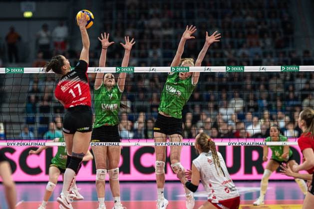Lorena Lorber Fijok Dresdner SC 17 in attack DVV Cup Final 2025 in the SAP Arena, Mannheim Copyright: HMBxMedia JonasxDinger