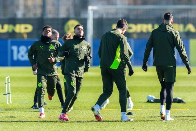 03 03 2025, Final training session for the UEFA Champions League match between Borussia Dortmund and OSC Lille, f l Julien Duranville Borussia Dortmund , Yan Couto Borussia Dortmund , Giovanni Reyna Borussia Dortmund , Ramy Bensebaini Borussia Dortmund , Dortmund training ground Borussia Dortmund NRW Germany xRHR PHOTO DEx Copyright: DennisxEwert RHR-FOTOx RHR-FOTO DE