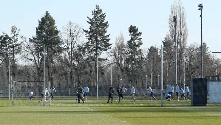 Training takes place on a remote pitch Sports Soccer Football season 2024 2025 2 Bundesliga Men DFL 03 03 2025 Training Kick-off training Hertha BSC Berlin DFL regulations prohibit any use of photographs as image sequences and or quasi video