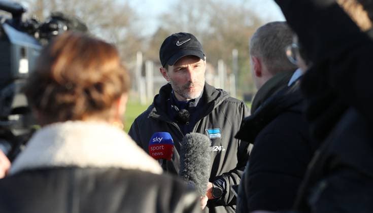 Coach Stefan Leitl interviewed by the media Sport Football Soccer Season 2024 2025 2 Bundesliga Men DFL 03 03 2025 Training Kick-off training Hertha BSC Berlin DFL regulations prohibit any use of photographs as image sequences and or quasi video