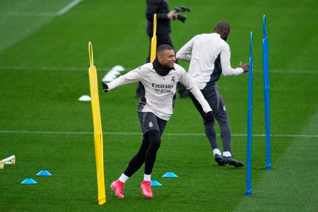 March 3, 2025, Valdebebas, Madrid, SPAIN: Kylian Mbappe during the training day ahead of the UEFA Champions League, football match against Atletico de Madrid, at Ciudad Deportiva Real Madrid on March 03, 2025, in Madrid, Spain. Valdebebas SPAIN - ZUMAa181 20250303_zaa_a181_160 Copyright: xOscarxJ.xBarrosox