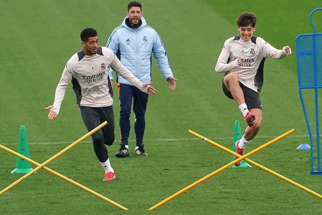 REAL MADRID CF v ATLETICO DE MADRID. CHAMPIONS LEAGUE 2024 2025. ROUND OF 16. 1ST LEG. Real Madrid CF s Jude Bellingham (l) and Arda Guler during the training session prior to the first leg of the Champions League Round of 16 against Atletico de Madrid. March 3, 2025. (ALTERPHOTOS Acero) MadridSpain  Copyright: xAcerox