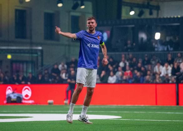 Sport Themen der Woche KW10 Sport Bilder des Tages Fußball, Herren, Frühjahr 2025, Indoor, 3. Saison der Baller League (1. Spieltag) in Berlin, Beton Berlin vs. Golden XI, Christoph Kramer (Golden Eleven) 03.03.2025, *** Soccer, Men, Spring 2025, Indoor, 3 Season of Baller League 1 Matchday in Berlin, Beton Berlin vs Golden XI, Christoph Kramer Golden Eleven 03 03 2025, Copyright: xSebastianxRäppoldx xMatthiasxKochx
