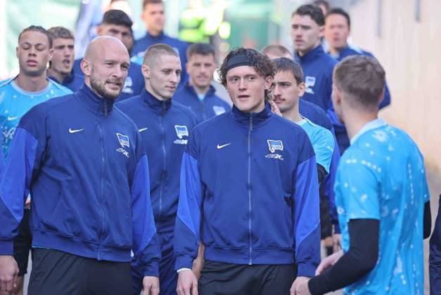 02 03 2025, Football, Men, 2 Bundesliga, Season 2024 2025, SV 07 Elversberg Hertha BSC Berlin, Toni Leistner Hertha BSC Berlin , Fabian Reese Hertha BSC Berlin Elversberg Ursapharm Arena an der Kaiserlinde Saarland Germany EN Copyright: xFabianxKleerx