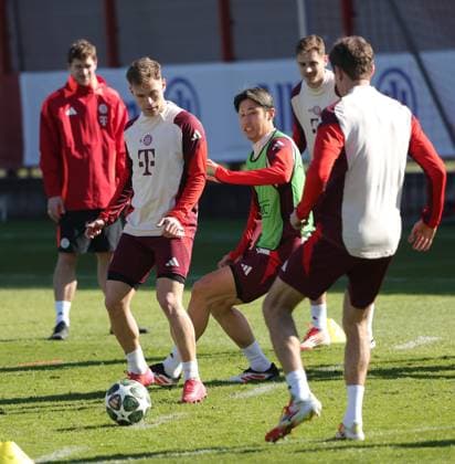 04 03 2025, Champions League, FC Bayern Muenchen final training, Football, Sports, in the picture Joshua Kimmich FC Bayern Muenchen , Hiroki Ito FC Bayern Muenchen , Josip Stanisic FC Bayern Muenchen and Thomas Mueller FC Bayern Muenchen
