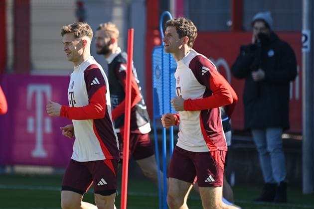 from left Joshua KIMMICH Bayern Muenchen , Thomas MUELLER MÜLLER,Bayern Muenchen action, final training on 04 03 2025 Soccer Champions League round of 16 FC Bayern Muenchen Bayer 04 Leverkusen on 05 03 2025 , A L L I A N Z A R E N A