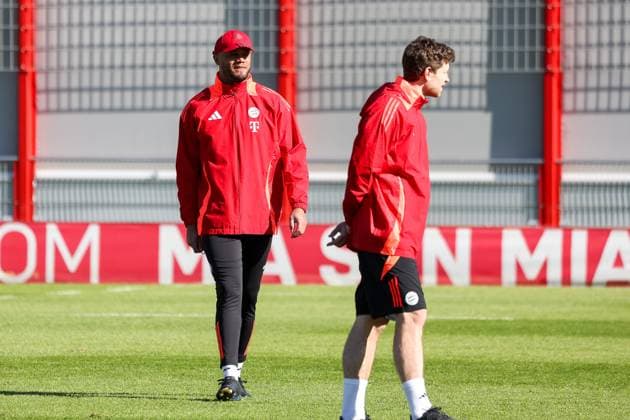 Vincent Kompany FC Bayern Muenchen, Head coach at training, GER, Final training, FC Bayern Muenchen, Football, UEFA Champions League, Round of 16 first leg, 2024 2025 season, 04 03 2025, GER, Final training, FC Bayern Muenchen, Football, UEFA Champions League, Round of 16 first leg, 2024 2025 season, 04 03 2025 Muenchen Copyright: xEibner-Pressefoto JennixMaulx EP_JML