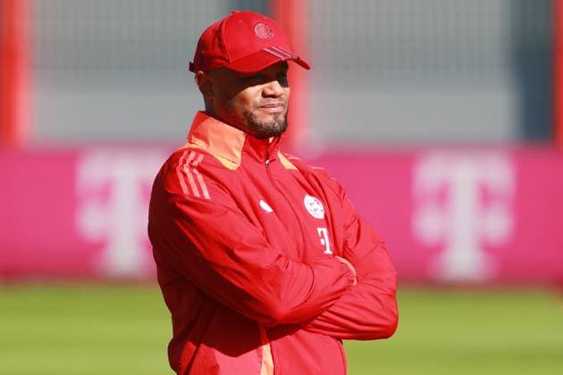 Coach Vincent Kompany, Portraet, Portrait, Football final training FC Bayern Munich before UEFA Champions League match against Bayer 04 Leverkusen 04 03 2025 Training ground, Säbenerstr PHOTO Mladen Lackovic LakoPress