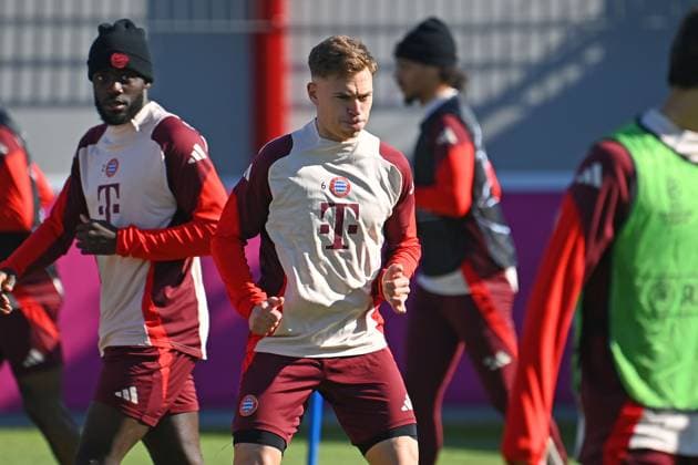 Joshua KIMMICH Bayern Muenchen ,Action, li Dayot UPAMECANO Bayern Muenchen final training on 04 03 2025 Soccer Champions League Round of 16 FC Bayern Muenchen Bayer 04 Leverkusen on 05 03 2025 , A L L I A N Z A R E N A