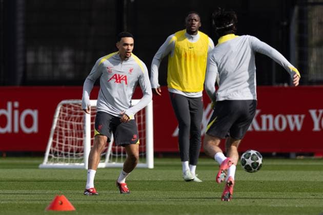 Football - UEFA Champions League - Round of 16 1st Leg - Paris Saint-Germain v Liverpool FC - MD-1 LIVERPOOL, ENGLAND - Tuesday, March 4, 2025: Liverpool s Trent Alexander-Arnold during a training session at the AXA Training Centre ahead of the UEFA Champions League match between Paris Saint-Germain and Liverpool FC. (Photo by Jessica Hornby Propaganda) LIVERPOOL AXA Training Centre MERSEYSIDE ENGLAND  Copyright: xDavidxRawcliffex P2025-03-04-JH_LFC_Training_PSG-36