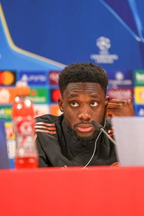 Alphonso Davies FC Bayern Muenchen, 19 at the press conference, GER, International press conference, FC Bayern Muenchen, Football, UEFA Champions League, Round of 16 first leg, 2024 2025 season, 04 03 2025, GER, International press conference, FC Bayern Muenchen, Football, UEFA Champions League, Round of 16 first leg, 2024 2025 season, 04 03 2025 Muenchen Copyright: xEibner-Pressefoto JennixMaulx EP_JML
