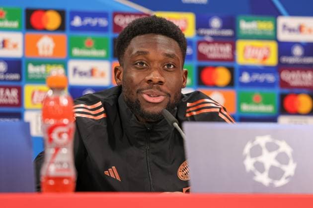 Alphonso Davies FC Bayern Muenchen, 19 at the press conference, GER, International press conference, FC Bayern Muenchen, Football, UEFA Champions League, Round of 16 first leg, 2024 2025 season, 04 03 2025, GER, International press conference, FC Bayern Muenchen, Football, UEFA Champions League, Round of 16 first leg, 2024 2025 season, 04 03 2025 Muenchen Copyright: xEibner-Pressefoto JennixMaulx EP_JML