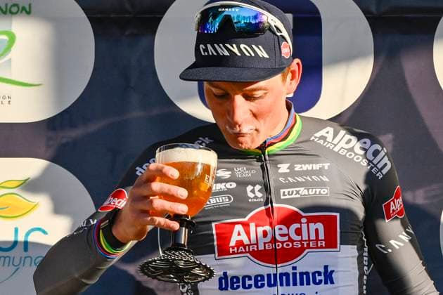 Samyn Classic 2025 DOUR, BELGIUM - MARCH 04 : Van Der Poel Mathieu (NED) of Alpecin - Deceuninck celebrate the win with a beer pictured during the 57th edition of the Samyn cycling race, with start in Quaregnon and finish in Dour after 199km of racing on March 4, 2025 in Dour, Belgium, 04 03 2025 Dour Belgium  Copyright: xJanxDexMeuleneirx
