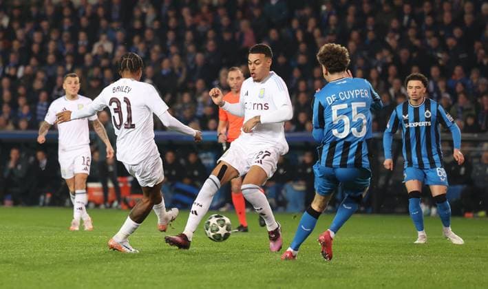Brugge, Belgium, 4th March 2025. Leon Bailey of Aston Villa scores the opening goal during the UEFA Champions League match Club Brugge vs Aston Villa at Jan Breydel Stadium, Brugge. Picture credit should read: Paul Terry Sportimage EDITORIAL USE ONLY. No use with unauthorised audio, video, data, fixture lists, club league logos or live services. Online in-match use limited to 120 images, no video emulation. No use in betting, games or single club league player publications. SPI_015_PT_Brugge_Aston_Villa SPI-3725-0010