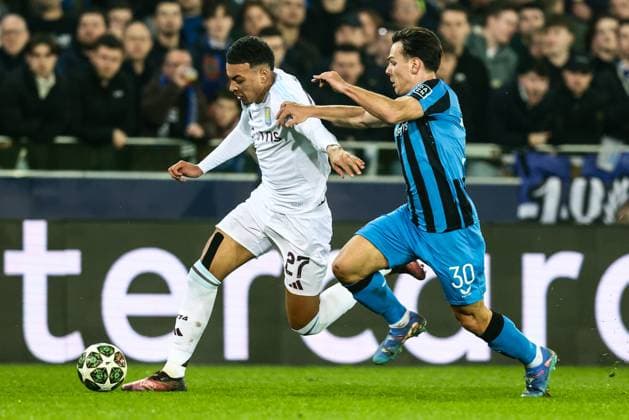 Aston Villa s Morgan Rogers and Club s Ardon Jashari fight for the ball during a soccer game between Belgian Club Brugge KV and English Aston Villa FC, Tuesday 04 March 2025 in Brugge, the first leg of the 1 8 finals of the UEFA Champions League knockout phase. BRUNOxFAHY  x114227536x