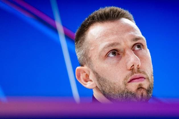 Champions League 2024-2025: press conference, PK, Pressekonferenz of FC Inter Milano Rotterdam - Stefan de Vrij of FC Inter Milano during the press conference of FC Inter Milano in preparation of the Champions League duel against Feyenoord at Stadion Feijenoord De Kuip on 4 March 2025 in Rotterdam, The Netherlands. Copyright: xYannickxVerhoevenx