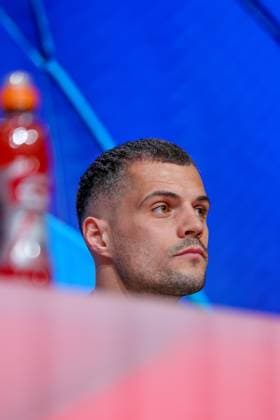 Granit Xhaka Bayer 04 Leverkusen, 34 at the press conference, GER, International press conference, Bayer 04 Leverkusen, Football, UEFA Champions League, Round of 16 first leg, 2024 2025 season, 04 03 2025, GER, International press conference, Bayer 04 Leverkusen, Football, UEFA Champions League, Round of 16 first leg, 2024 2025 season, 04 03 2025 Muenchen Copyright: xEibner-Pressefoto JennixMaulx EP_JML