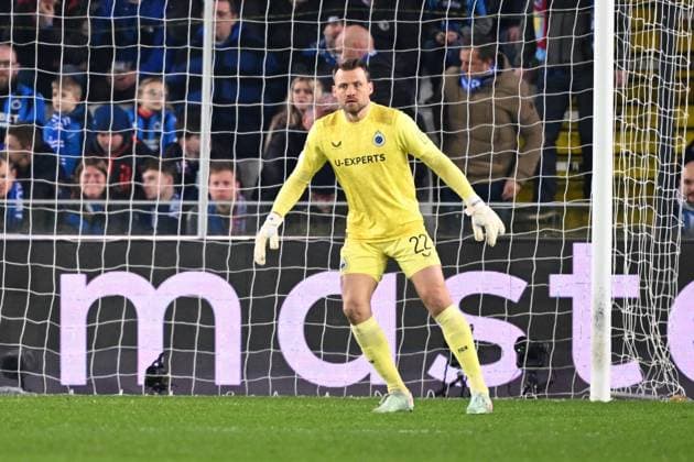 Club Brugge v Aston Villa - UEFA Champions League BRUGGE, BELGIUM - MARCH 04 : Mignolet Simon goalkeeper of Club Brugge in action during the UEFA Champions League 2024 25 round of 16 match first round between Club Brugge and Aston Villa on March 4, 2025 in Brugge, Belgium, 04 03 2025 Brugge Belgium  Copyright: xTomasxSiskx