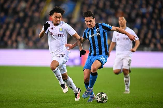 Club Brugge v Aston Villa - UEFA Champions League BRUGGE, BELGIUM - MARCH 04 : Jashari Ardon midfielder of Club Brugge, Kamara Boubacar defender of Aston Villa in action during the UEFA Champions League 2024 25 round of 16 match first round between Club Brugge and Aston Villa on March 4, 2025 in Brugge, Belgium, 04 03 2025 Brugge Belgium  Copyright: xTomasxSiskx