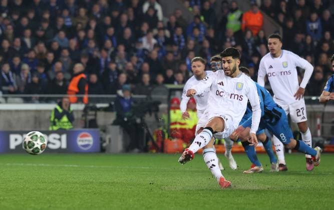 Brugge, Belgium, 4th March 2025. Marco Asensio of Aston Villa scores to make it 3-1 during the UEFA Champions League match Club Brugge vs Aston Villa at Jan Breydel Stadium, Brugge. Picture credit should read: Paul Terry Sportimage EDITORIAL USE ONLY. No use with unauthorised audio, video, data, fixture lists, club league logos or live services. Online in-match use limited to 120 images, no video emulation. No use in betting, games or single club league player publications. SPI_033_PT_Brugge_Aston_Villa SPI-3725-0028