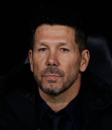 Atletico Madrid manager Diego Simeone Real Madrid v Atletico Madrid , UEFA Champions League, Round of 16, First Leg, Football, Santiago Bernabeu, Madrid, Spain - 04 Mar 2025 EDITORIAL USE ONLY No use with unauthorised audio, video, data, fixture lists, club league logos or live services. Online in-match use limited to 120 images, no video emulation. No use in betting, games or single club league player publications. Copyright: xRubenxAlbarran Shutterstockx 15178301u