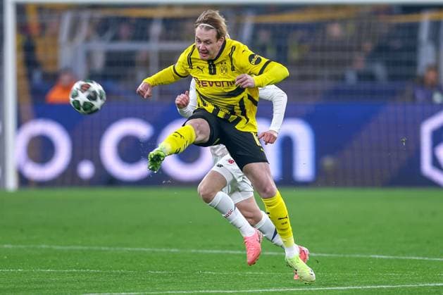 04 03 2025, Football, UEFA Champions League, Borussia Dortmund OSC Lille, Signal Iduna Park, Round of 16, 2024 2025 season Julian Brandt BVB 10 North Rhine-Westphalia Germany