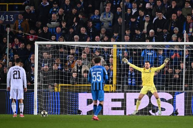 Club Brugge v Aston Villa - UEFA Champions League BRUGGE, BELGIUM - MARCH 04 : Mignolet Simon goalkeeper of Club Brugge during the UEFA Champions League 2024 25 round of 16 match first round between Club Brugge and Aston Villa on March 4, 2025 in Brugge, Belgium, 04 03 2025 Brugge Belgium  Copyright: xTomasxSiskx