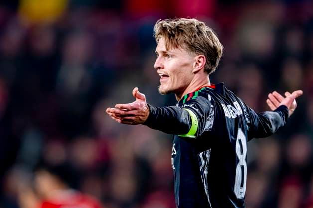 Arsenal midfielder Martin Odegaard during the match PSV Arsenal at the Philips stadium for the UEFA Champions League Round of 16 1st leg season 2024 2025 in EINDHOVEN, Netherlands on 4 march 2025, photo by Marcel van Dorst EYE4images DeFodi Images