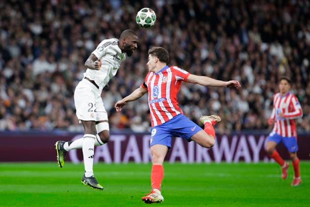 UEFA champions league - Real Madrid vs Atletico de Madrid MADRID, SPAIN - March 4: Antonio Rudiger of Real Madrid in action during the UEFA champions league 2024 25 Round of 16 First Leg match between Real Madrid and Atletico de Madrid at Santiago Bernabeu Stadium. (Photo by Guillermo Martinez) Madrid Santiago Bernabeu Stadium Spain Copyright: xGuillermoxMartinezx