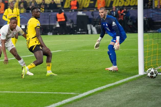 Goal chance Serhou GUIRASSY DO Football Champions League, Round of 16, Round of 16, Borussia Dortmund DO OSC Lille LOSC on 04 03 2025 in Dortmund Germany UEFA regulations prohibit any use of photographs as image sequences and or quasi video Â