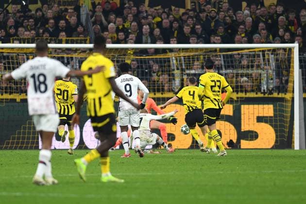 Hakon Arnar Haraldsson Lille OSC scores his team™s first goal during the UEFA Champions League 2024 25 Round of 16 First Leg match between Borussia Dortmund and LOSC Lille at Signal Iduna Park on March 4, 2025 in Dortmund, Germany Photo by Ralf Treese DeFodi Images