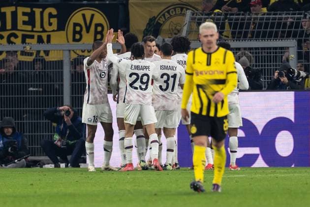 GER, UEFA Champions League, Borussia Dortmund vs. OSC Lille 04 03 2025, Signal Iduna Park, Dortmund, GER, UEFA Champions League, Borussia Dortmund vs. OSC Lille In the picture Goal celebrations for the 1 1 goal by Hakon Hakon Arnar Haraldsson OSC Lille, 7 Ethan Mbappà Mbappe OSC Lille, 29 Jonathan David OSC Lille, 9 Ismaily OSC Lille, 31 nordphotoxGmbHxx xChristianxSchulze nph000300