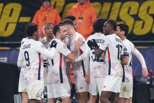 04 03 2025, UEFA Champions League, round of 16, Borussia Dortmund Lille OSC, The LOSC players celebrate the goal for 1 1, Dortmund Signal Iduna Park NRW Germany xRHR PHOTO DEx Copyright: DennisxEwert RHR-FOTOx RHR-FOTO DE