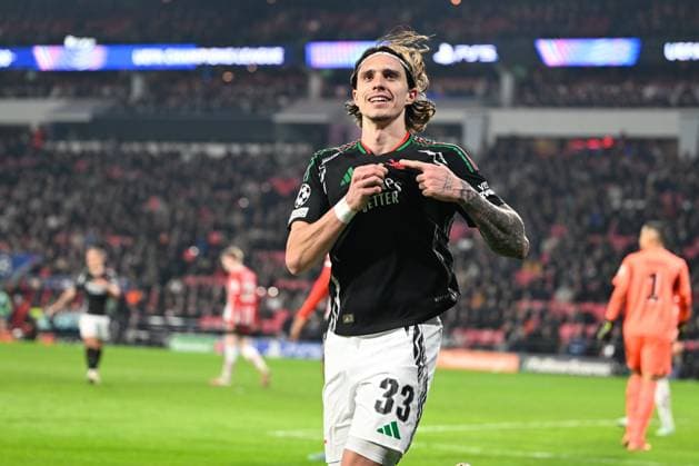 PSV Eindhoven v Arsenal Champions League 04 03 2025. **GOAL** Arsenal defender Riccardo Calafiori (33) GOAL scores 1-7 and celebrates during the Champions League match between PSV Eindhoven and Arsenal at Philips Stadion, Eindhoven, Netherlands on 4 March 2025. Eindhoven Philips Stadion Endhoven Netherlands Editorial use only , Copyright: xSimonxTraylenx PSI-21570-0072