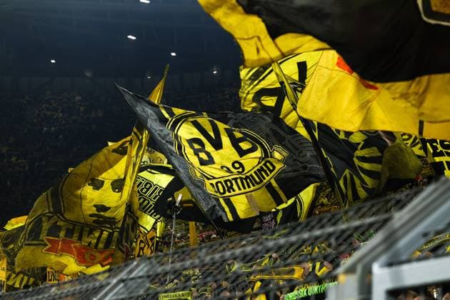 04 03 2025, UEFA Champions League, round of 16, Borussia Dortmund Lille OSC, BVB fans waving flags, Dortmund Signal Iduna Park NRW Germany xRHR PHOTO DEx Copyright: DennisxEwert RHR-FOTOx RHR-FOTO DE