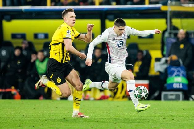 UEFA Champions League, Borussia Dortmund LOSC Lille 04 03 2025 duel Nico Schlotterbeck Borussia Dortmund, 4 , Matias Fernandez Pardo LOSC Lille, 19 UEFA Champions League round of 16 first leg, Borussia Dortmund LOSC Lille Dortmund, SIGNAL IDUNA PARK on 04 03 2025 Copyright: xBEAUTIFULxSPORTS Wunderlx